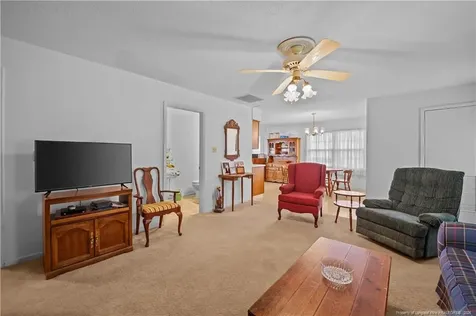 203 E Clinton Street Roseboro NC 28382