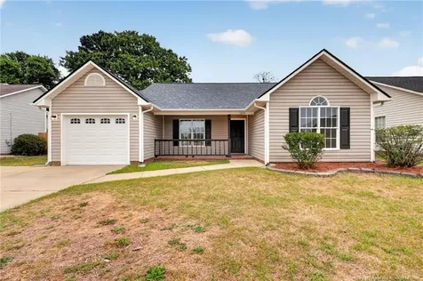 1054 Coalport Road Hope Mills NC 28348