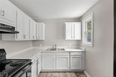 508 E 6th Avenue Raeford NC 28376