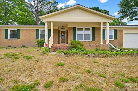 1529 Paisley Avenue Fayetteville NC 28304
