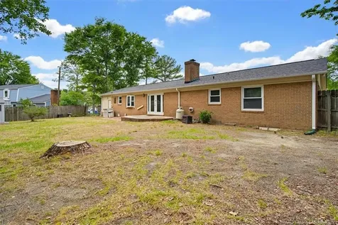 1529 Paisley Avenue Fayetteville NC 28304