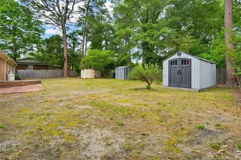 1529 Paisley Avenue Fayetteville NC 28304