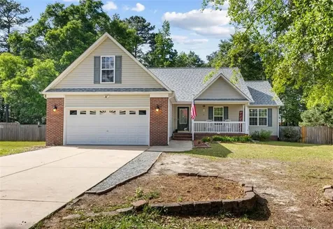 549 Woodberry Circle Raeford NC 28376