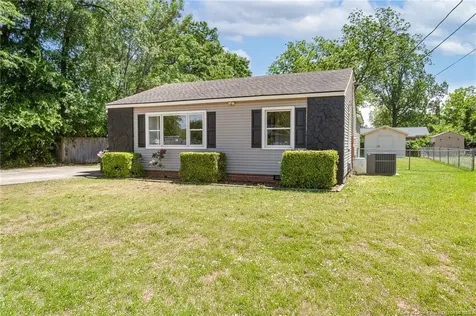 5203 Walnut Drive Fayetteville NC 28348