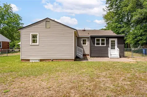 5203 Walnut Drive Fayetteville NC 28348