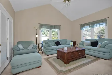 4008 Burleigh Place Fayetteville NC 28311