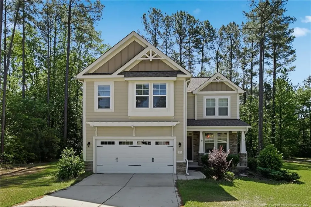 31 Waterside Circle Spring Lake NC 28390