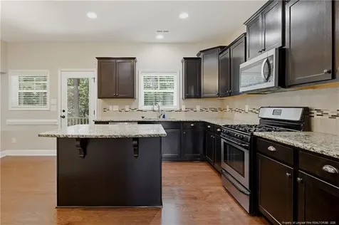 31 Waterside Circle Spring Lake NC 28390