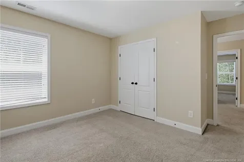 31 Waterside Circle Spring Lake NC 28390