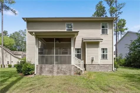 31 Waterside Circle Spring Lake NC 28390