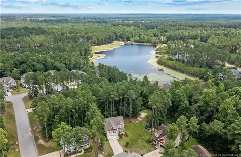 31 Waterside Circle Spring Lake NC 28390