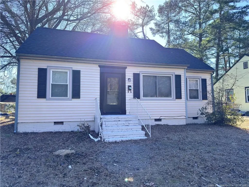 307 Hawthorne Drive Fayetteville NC 28301