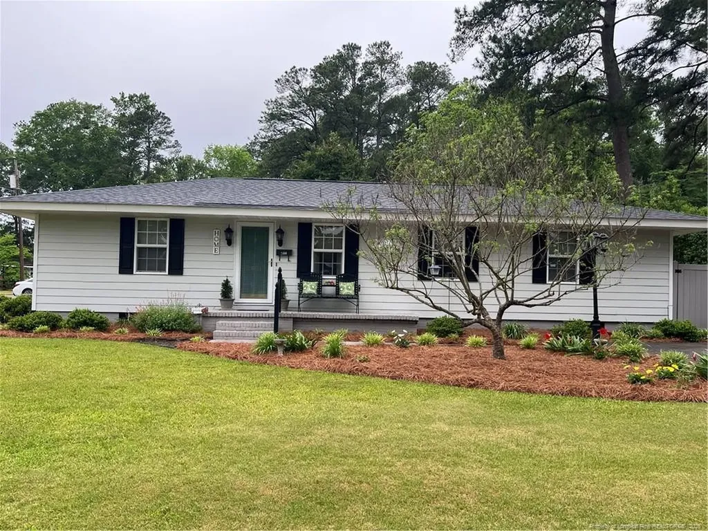 2401 Riverwood Avenue Lumberton NC 28358