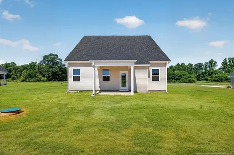 102 Maverick Lane Dunn NC 28334