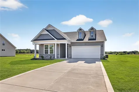 82 Maverick Lane Dunn NC 28334