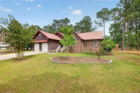 30 Racquet Court Sanford NC 27332