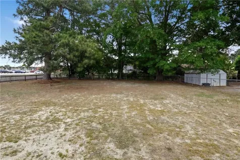 5164 Double Oaks Drive Fayetteville NC 28306
