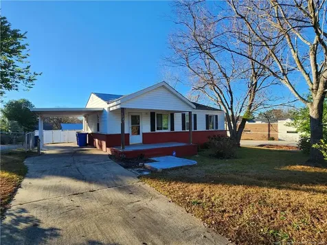 1347 Levy Drive Fayetteville NC 28305