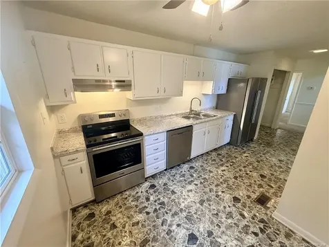 1009 Louisburg Place Fayetteville NC 28311