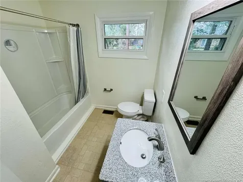 1009 Louisburg Place Fayetteville NC 28311