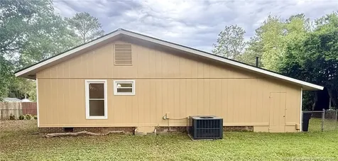 1009 Louisburg Place Fayetteville NC 28311