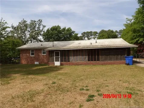 7521 Ascot Avenue Fayetteville NC 28303