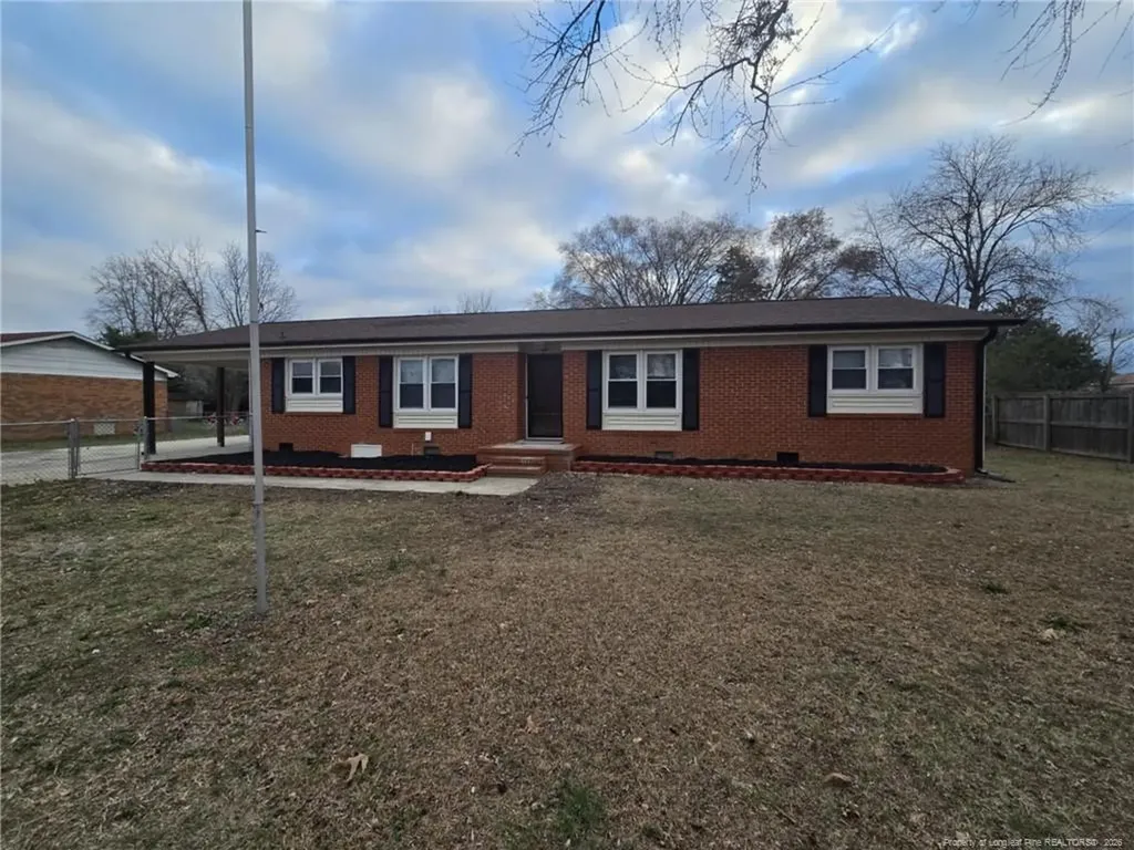 1443 Larkhall Drive Fayetteville NC 28304
