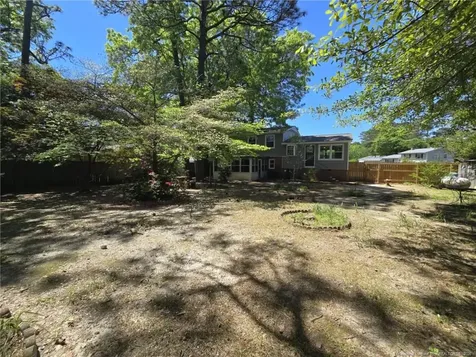 1819 Cawdor Drive Fayetteville NC 28304