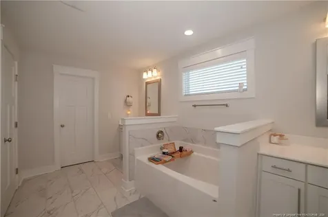 1537 Creekwood Road Hope Mills NC 28348