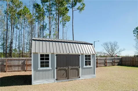 1537 Creekwood Road Hope Mills NC 28348