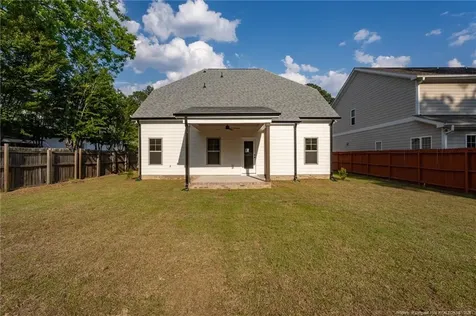 118 Ellington Street Fayetteville NC 28305