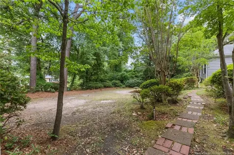300 Pinecrest Drive Fayetteville NC 28305