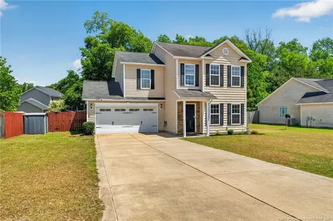 1213 Screech Owl Drive Hope Mills NC 28348