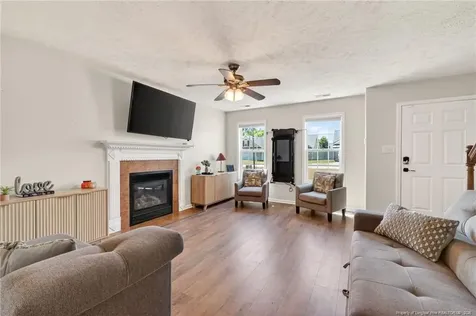 1213 Screech Owl Drive Hope Mills NC 28348