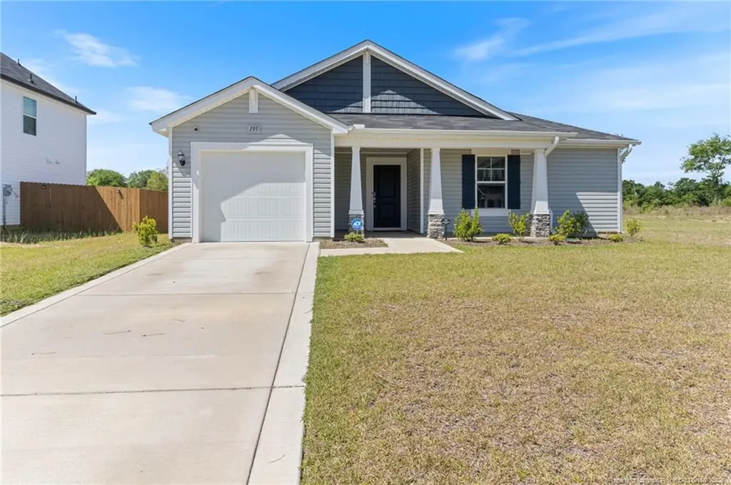 195 Bracknell Lane Raeford NC 28376