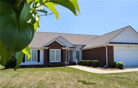 6414 Walworth Road Fayetteville NC 28311