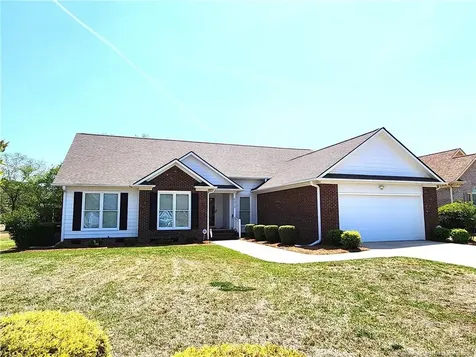 6414 Walworth Road Fayetteville NC 28311