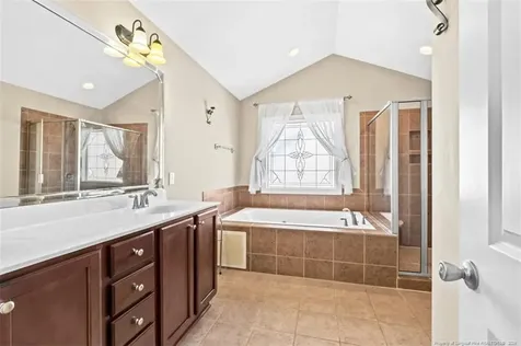 2712 Plum Ridge Road Fayetteville NC 28306