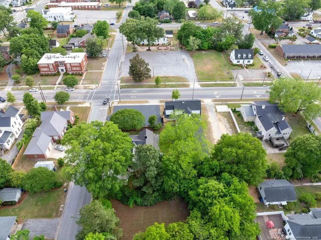 504 W Broad Street Dunn NC 28334