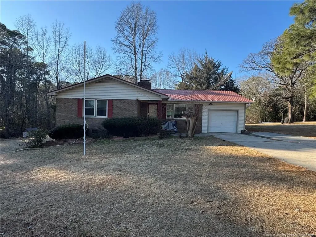 2017 Highway 401 Business Raeford NC 28376