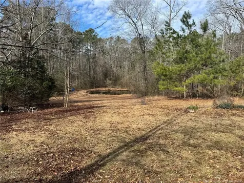 2017 Highway 401 Business Raeford NC 28376