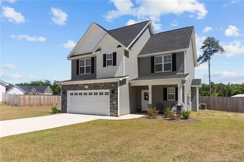137 Vorster Road Raeford NC 28376