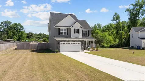 137 Vorster Road Raeford NC 28376