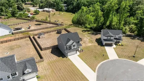 137 Vorster Road Raeford NC 28376
