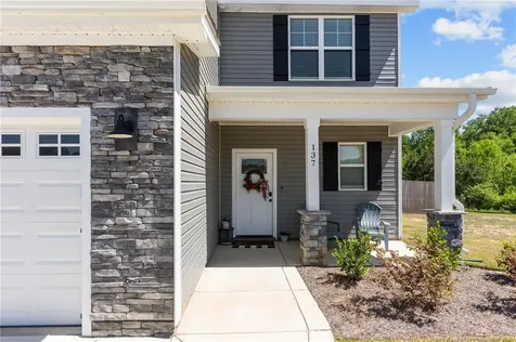 137 Vorster Road Raeford NC 28376