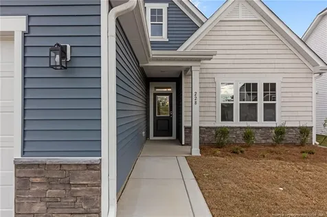 228 Marlborough Street Raeford NC 28376