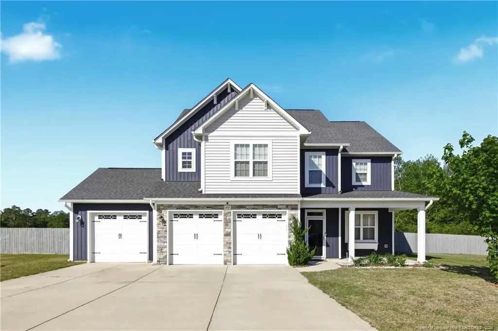 1457 Creekwood Road Hope Mills NC 28348