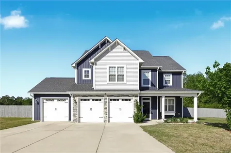 1457 Creekwood Road Hope Mills NC 28348