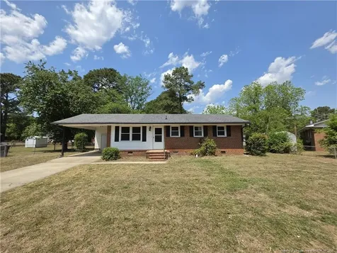 220 Cecil Avenue Spring Lake NC 28390