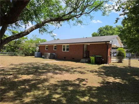 220 Cecil Avenue Spring Lake NC 28390